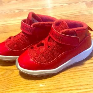 Kids Retro 11s red size 10c (no box)